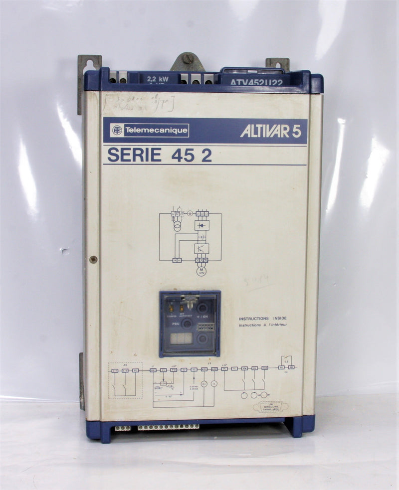 Telemecanique Inverter ALTIVAR 5 ATV452U22 SERIE 45 2