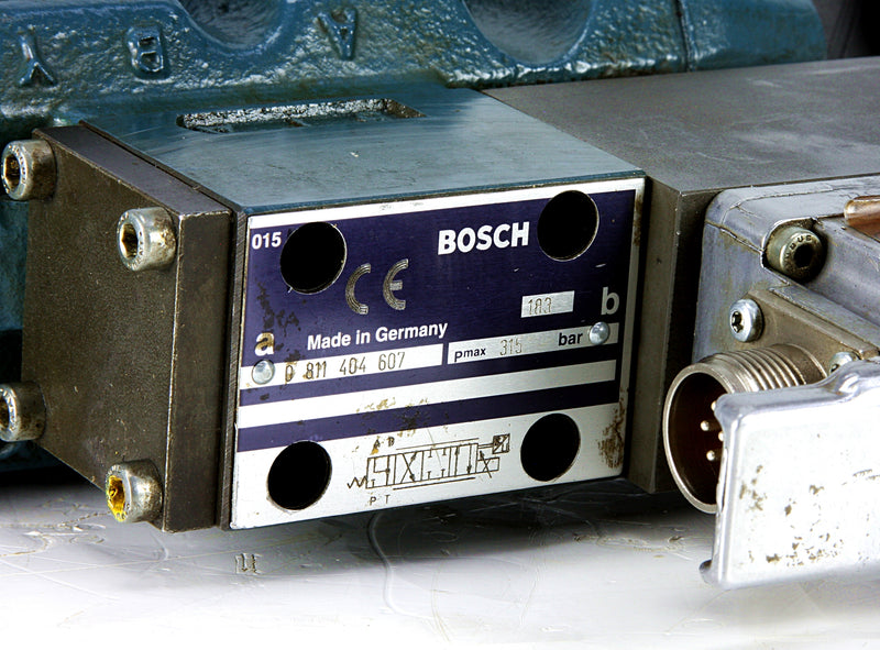 Bosch Proportional Servo Valve 0 811 404 328 0 811 404 607 0811404328 0811404607