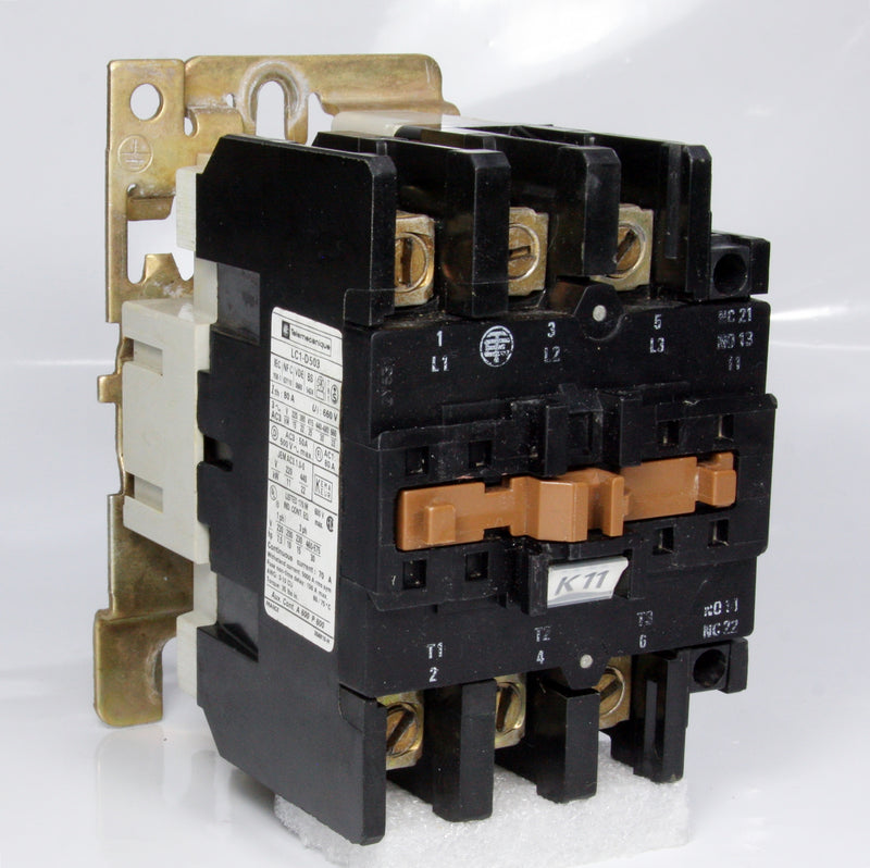 Telemecanique Contactor LC1-D503 Coil: 220V AC 3 Pole 80A