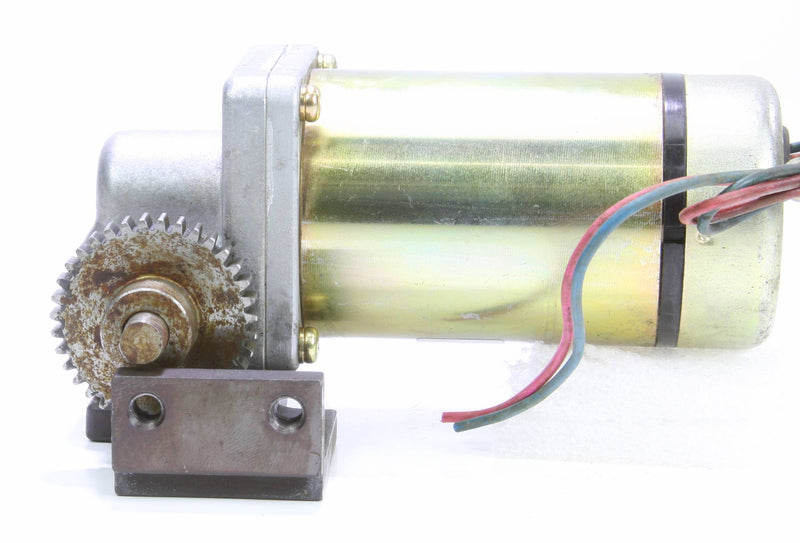 Sawamura MM32A-EF-50 Gear Motor 24V DC 50rpm 0.55A