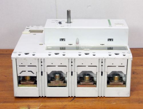 Klockner Moeller NZM 10-400N/B-NA Interruttore Scatolato Con Estensione 400A Usato