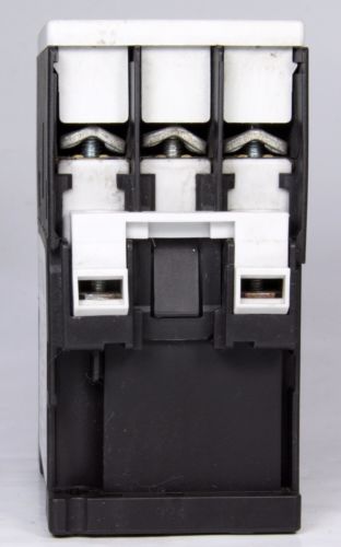Contattore Siemens Sirius 3RT1024-1K 24V DC – Usato In Buone Condizioni (Spedizione Gratuita)