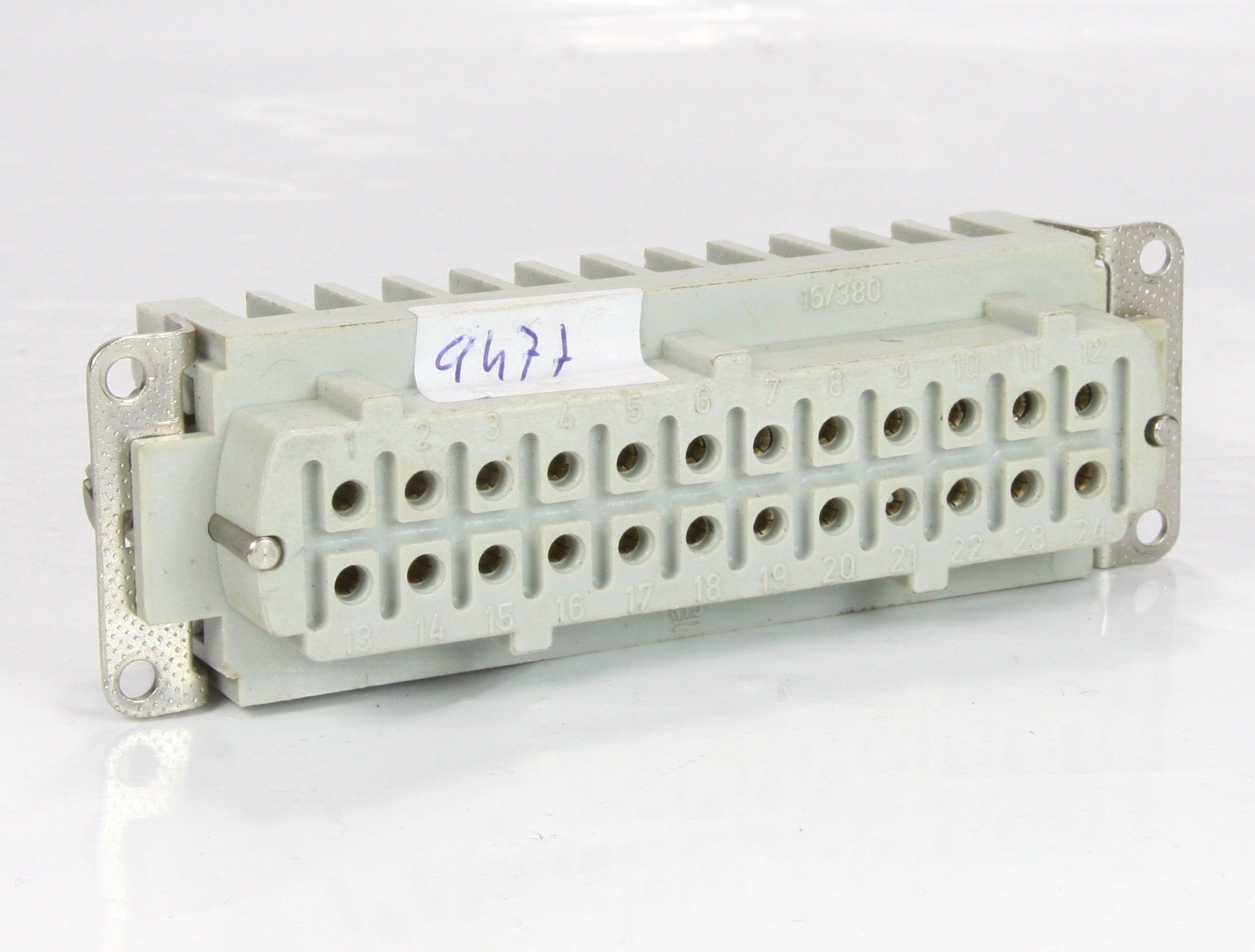 Hts 24 PIN 16/380