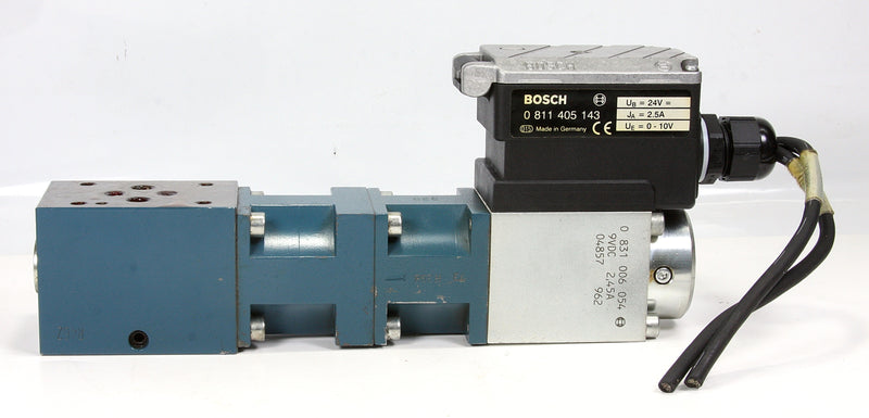 Bosch 0 811 402 182 + 0 811 405 143