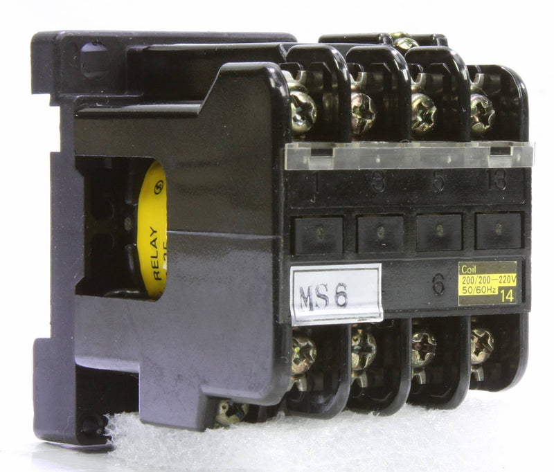 Fuji SRC3631-02/X(4a) CNC Contactor 220V